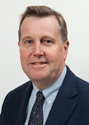 Dr Neil Derbyshire